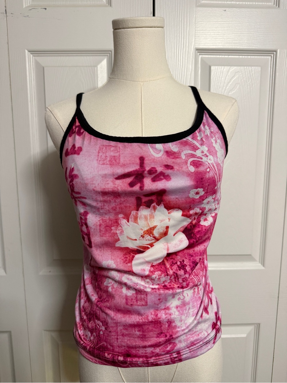 Pink Floral Graphic Tank Top with Black Trim